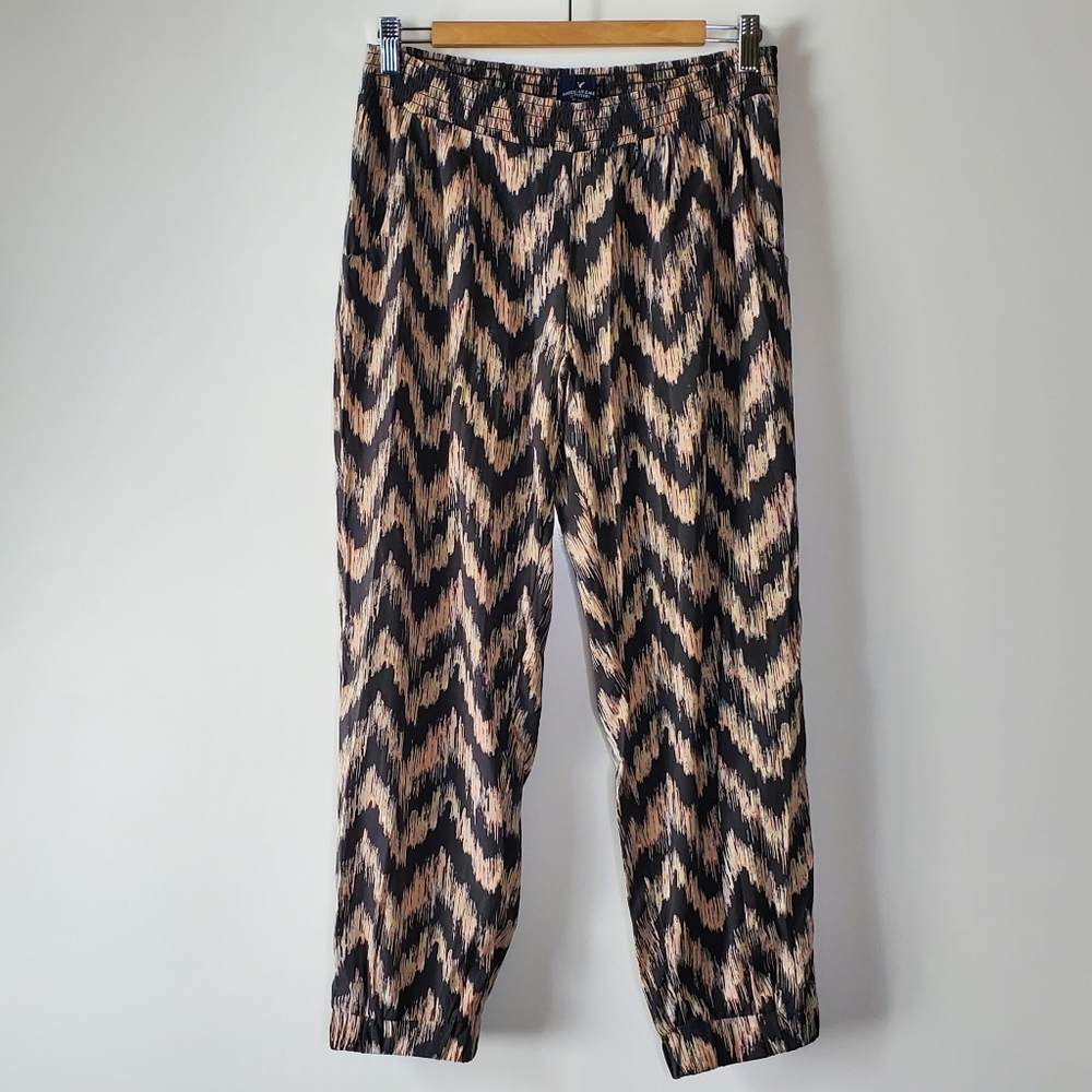 American Eagle Outfitters super lightweight elastic waist pull on Abstract Pants